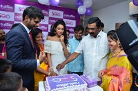 Priya Sree launches Naturals Salon at Mehdipatnam